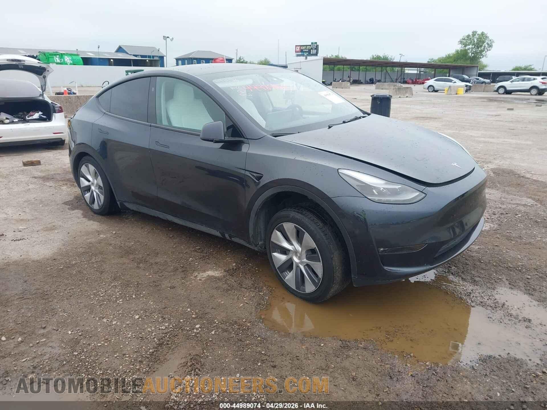 7SAYGAEE2RF046536 TESLA MODEL Y 2024