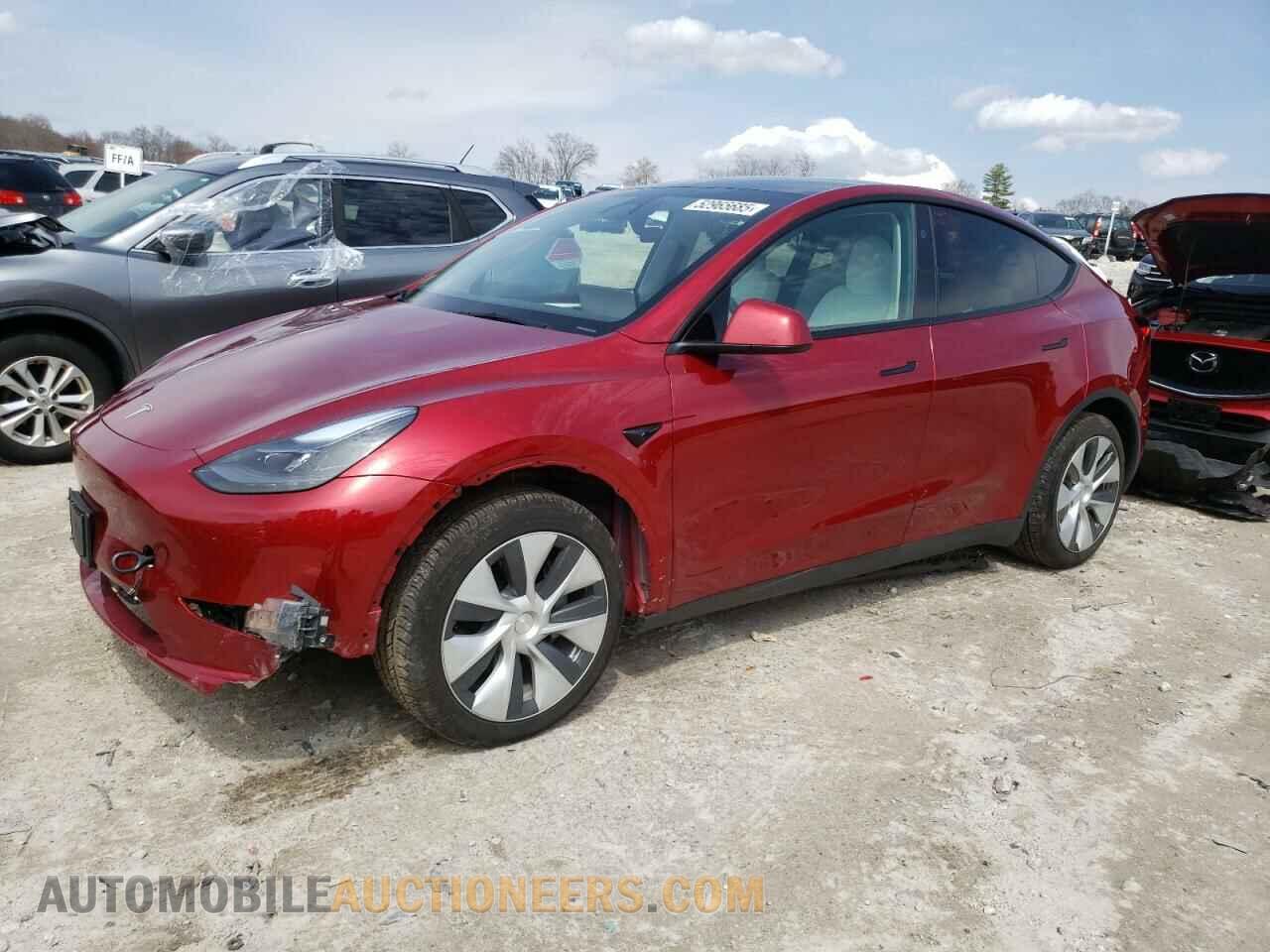 7SAYGAEE2RF048805 TESLA MODEL Y 2024