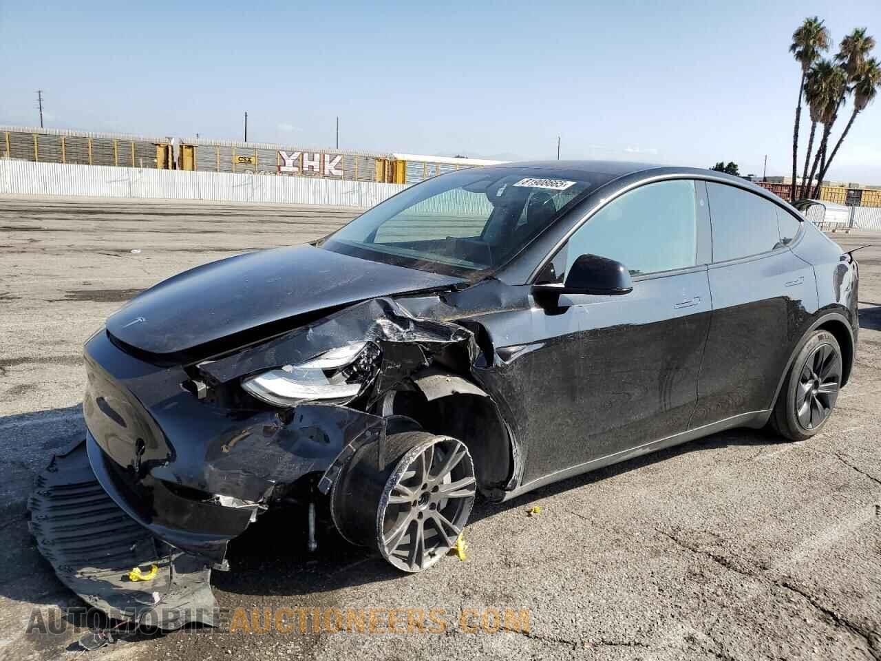 7SAYGAEE2RF124457 TESLA MODEL Y 2024