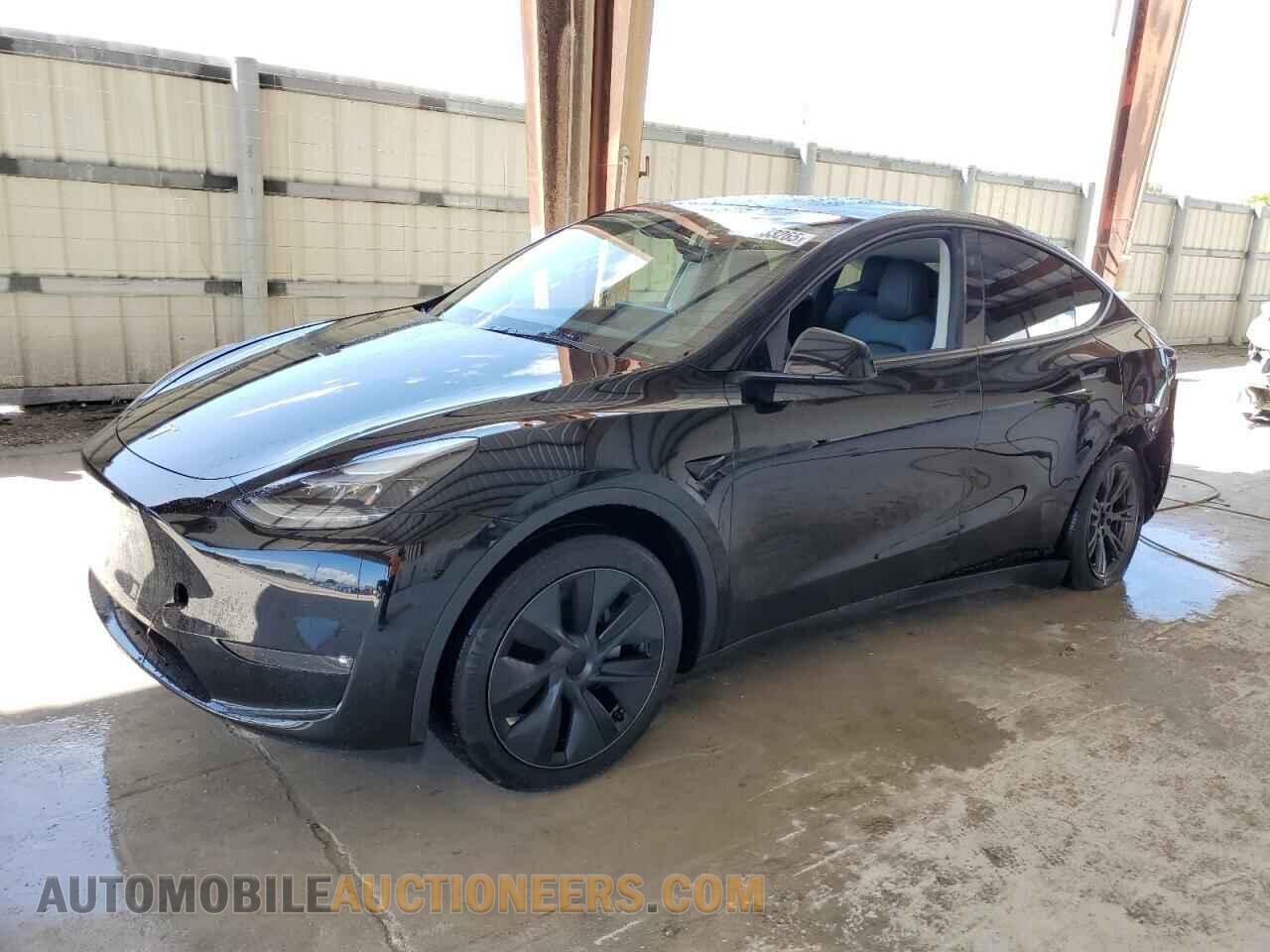 7SAYGAEE2RF212375 TESLA MODEL Y 2024