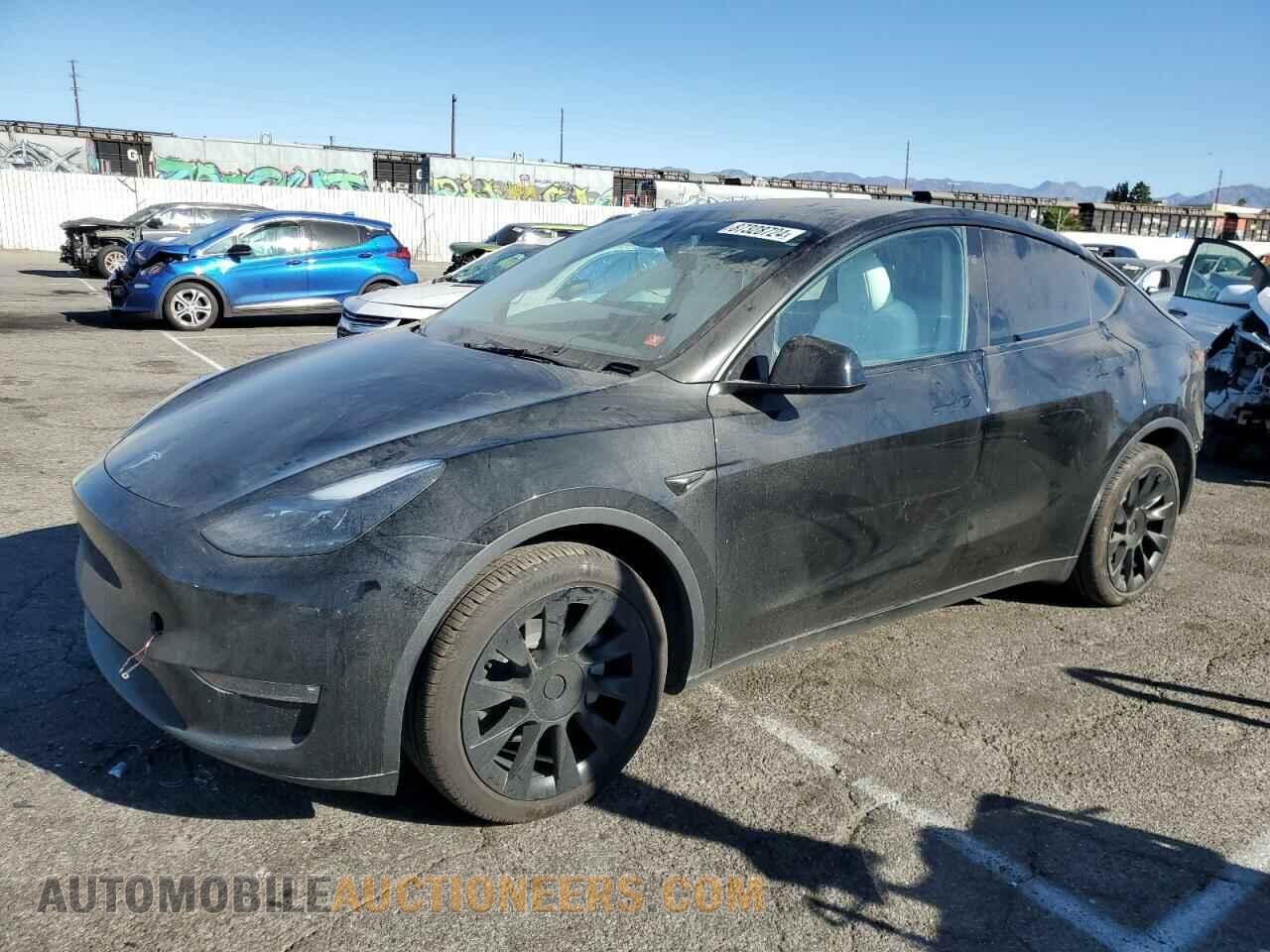 7SAYGAEE2RF984326 TESLA MODEL Y 2024