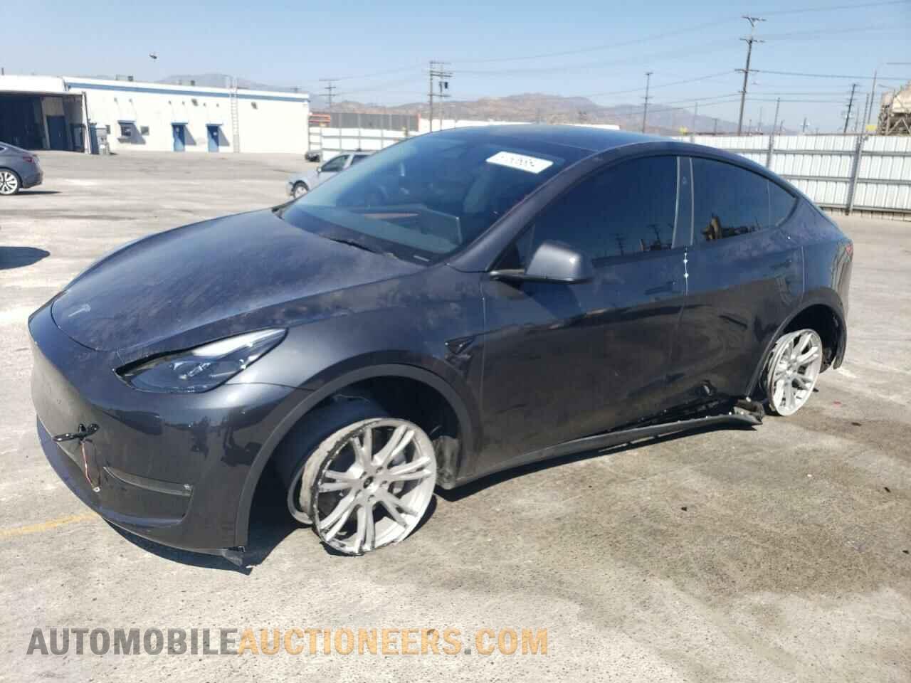 7SAYGAEE2RF991177 TESLA MODEL Y 2024