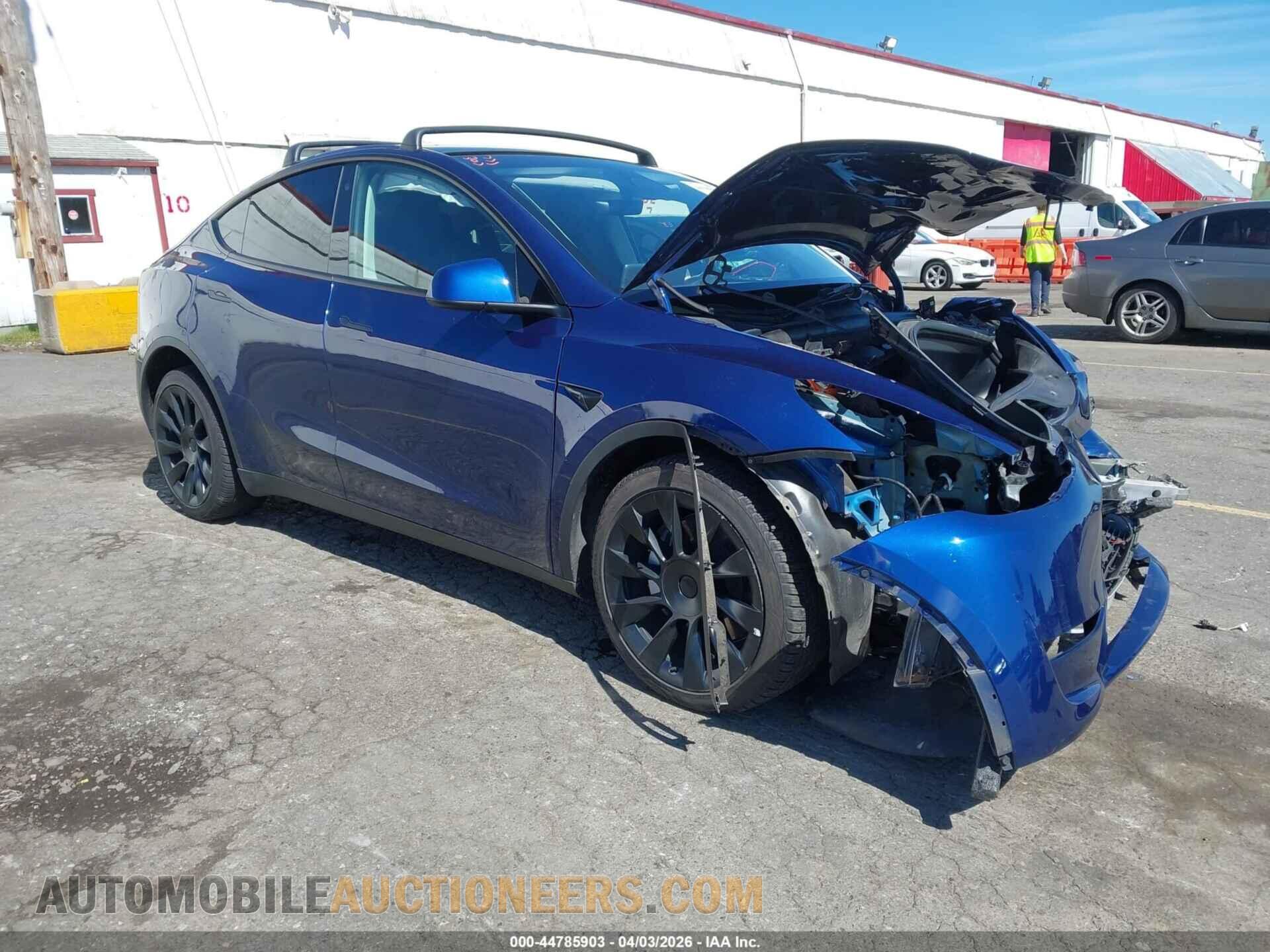 7SAYGAEE3PF683030 TESLA MODEL Y 2023