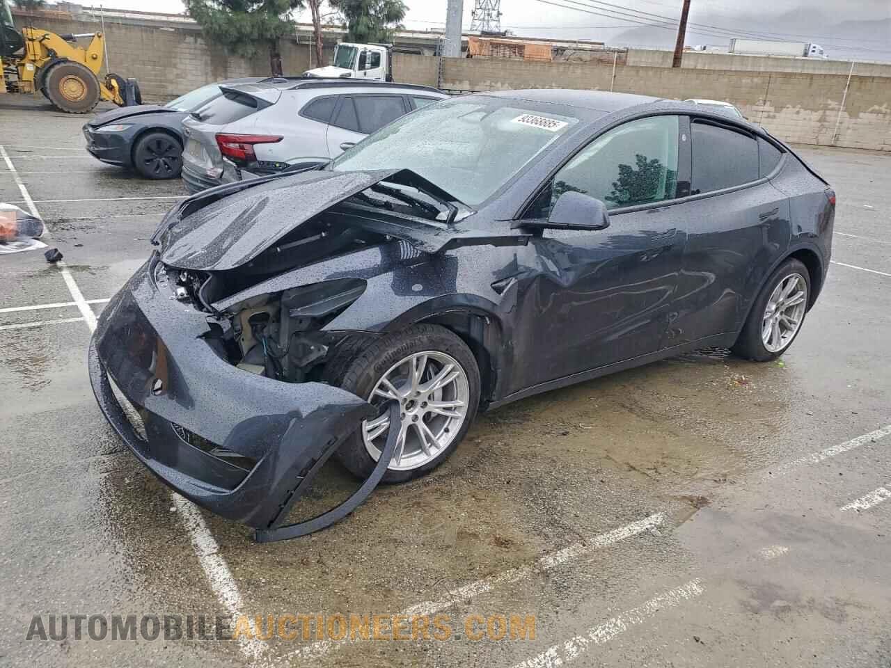7SAYGAEE3RF063829 TESLA MODEL Y 2024