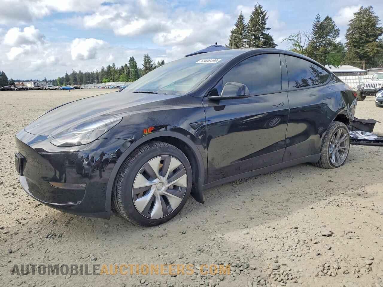 7SAYGAEE3RF084941 TESLA MODEL Y 2024