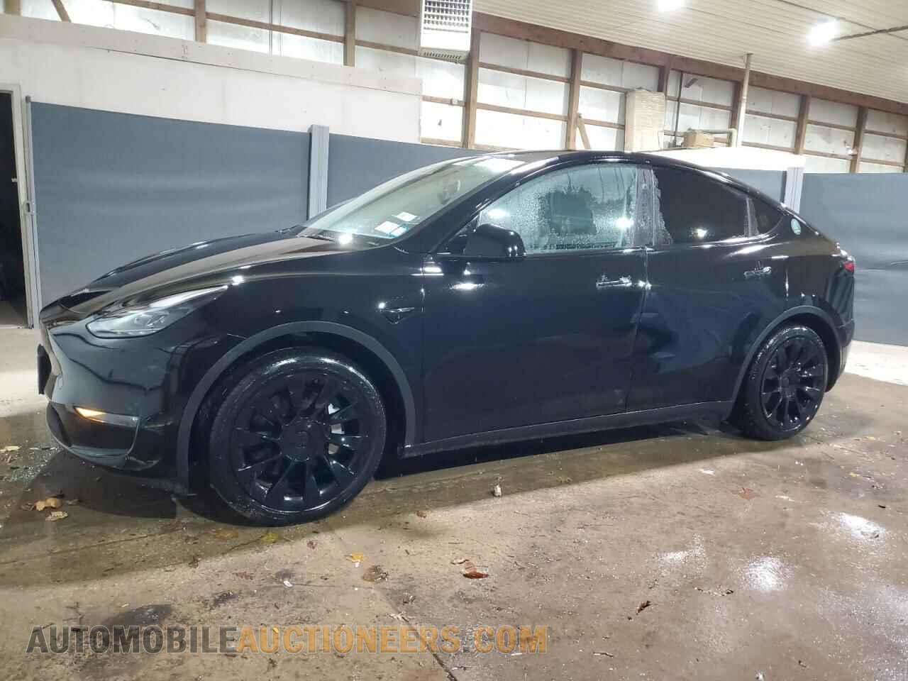 7SAYGAEE4RF009925 TESLA MODEL Y 2024