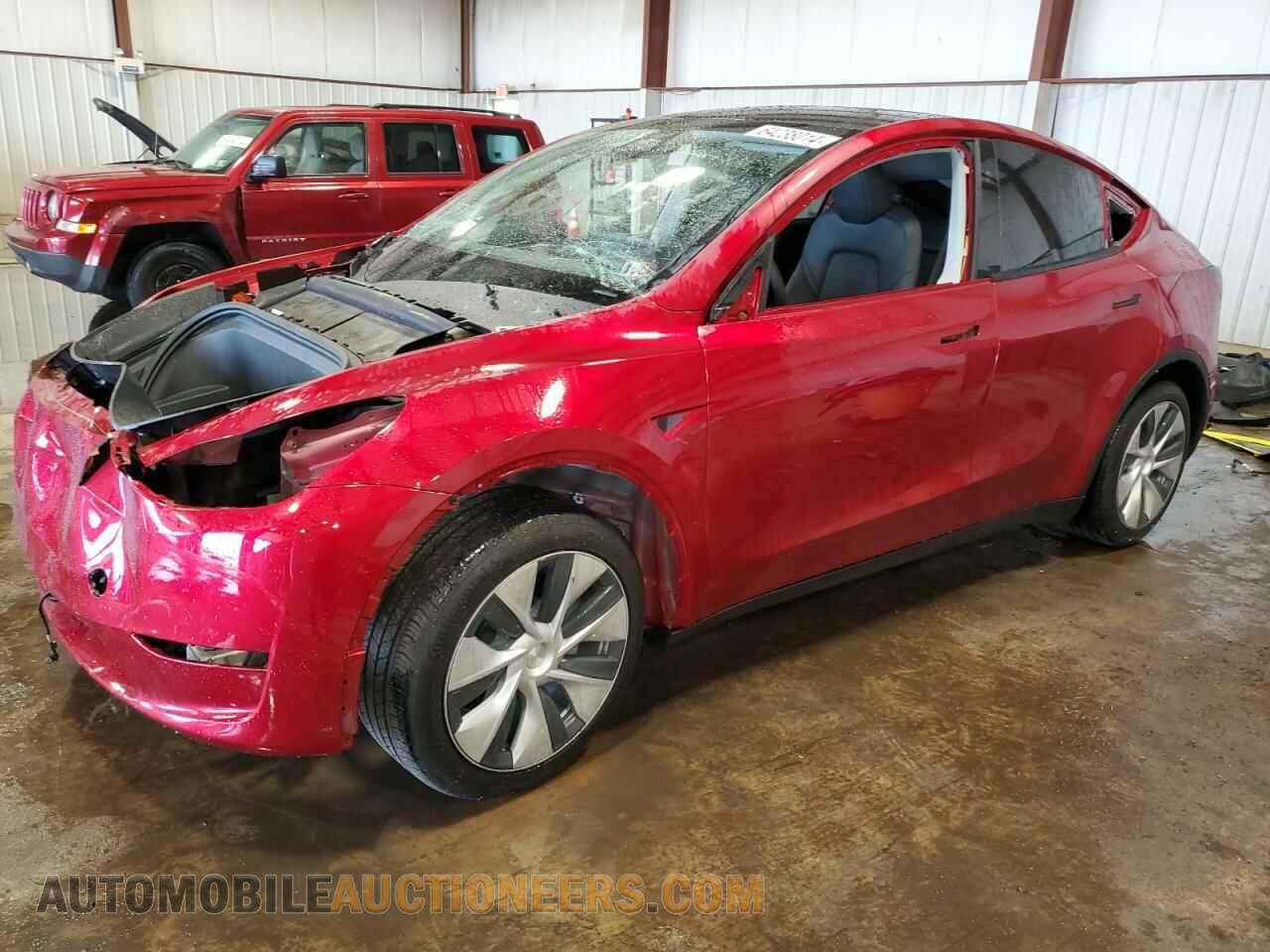 7SAYGAEEXRF005409 TESLA MODEL Y 2024