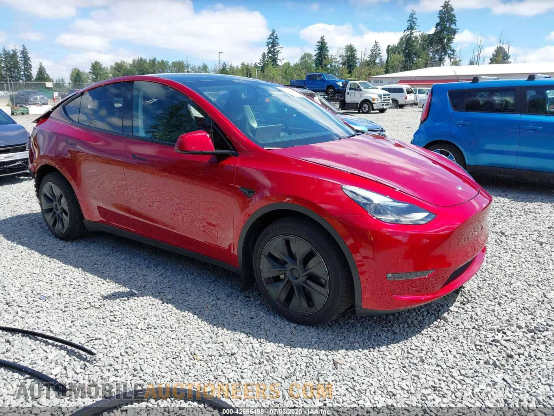 7SAYGAEEXRF104523 TESLA MODEL Y 2024