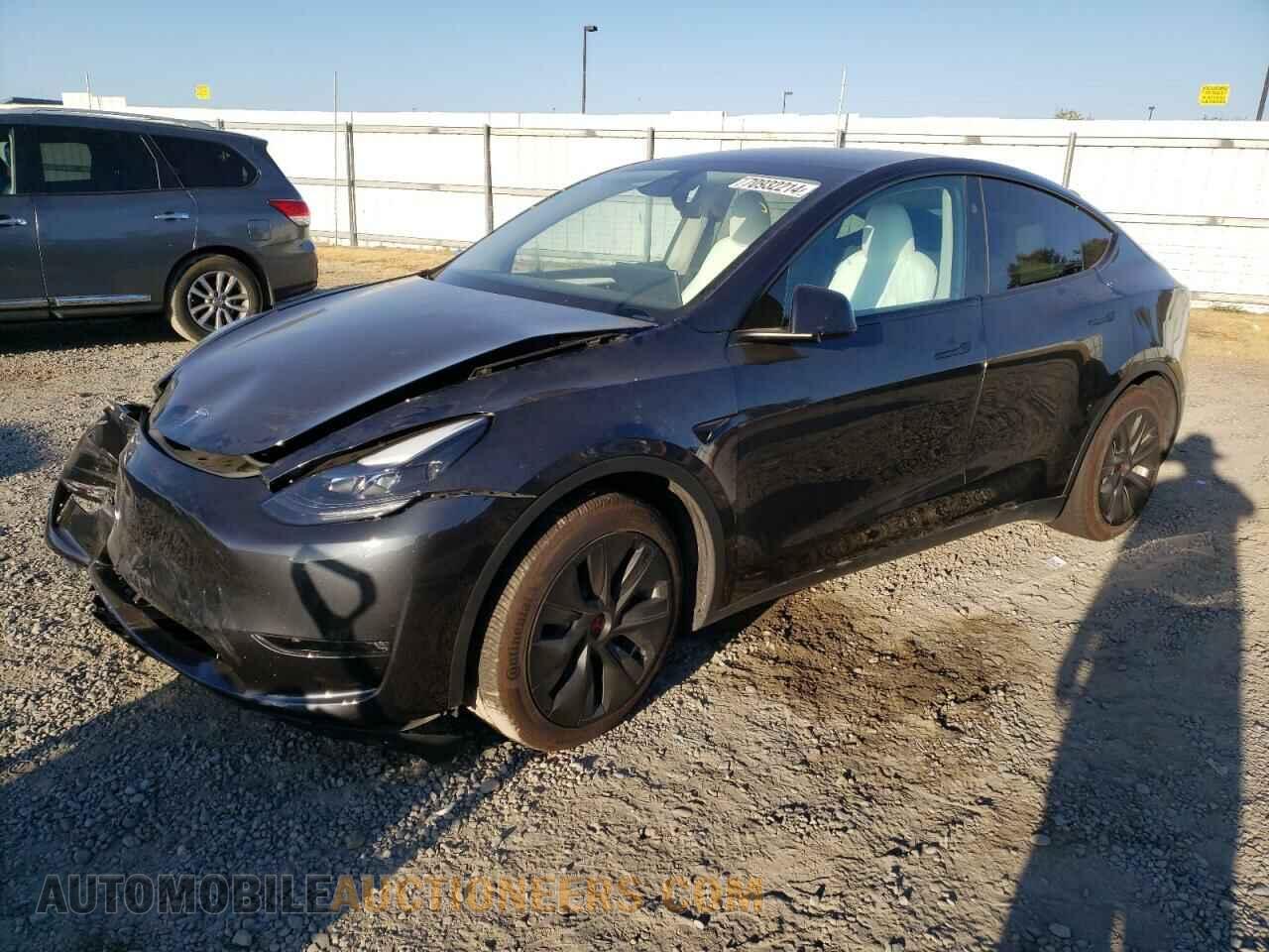 7SAYGAEEXRF991797 TESLA MODEL Y 2024