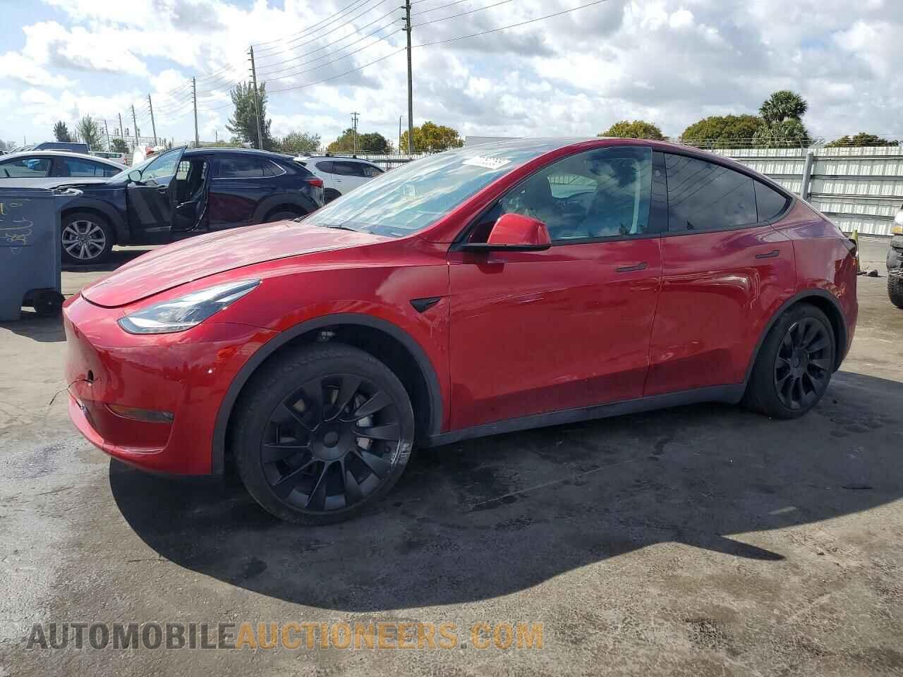 7SAYGDED0RF036404 TESLA MODEL Y 2024