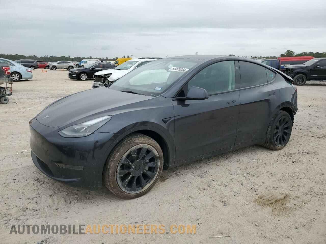 7SAYGDED0RF044759 TESLA MODEL Y 2024