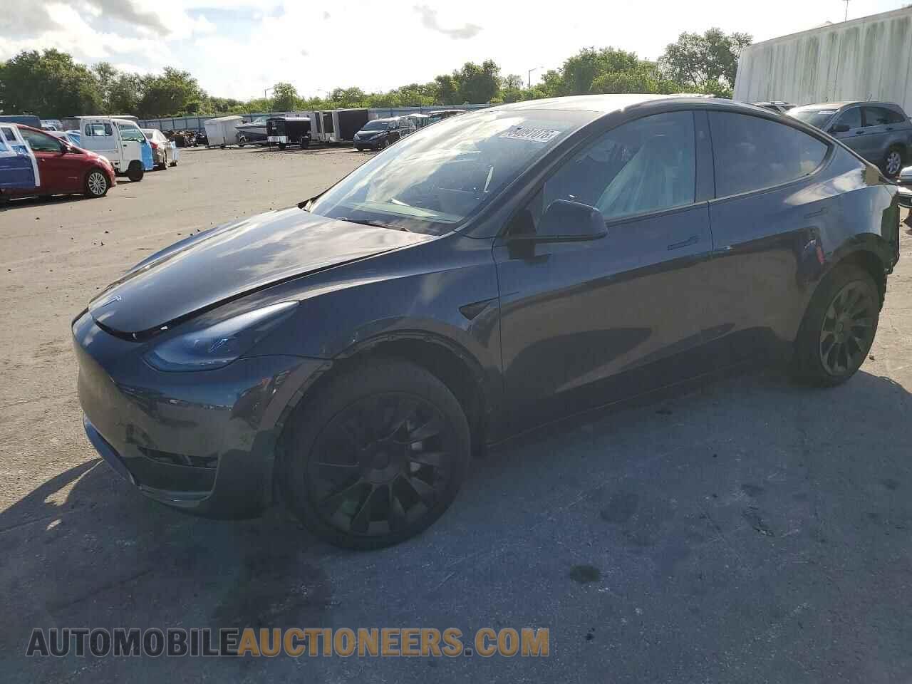 7SAYGDED0RF095873 TESLA MODEL Y 2024
