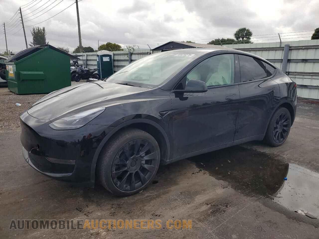 7SAYGDED0RF103065 TESLA MODEL Y 2024
