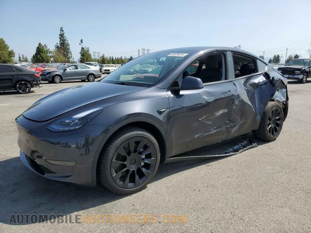 7SAYGDED0RF119721 TESLA MODEL Y 2024