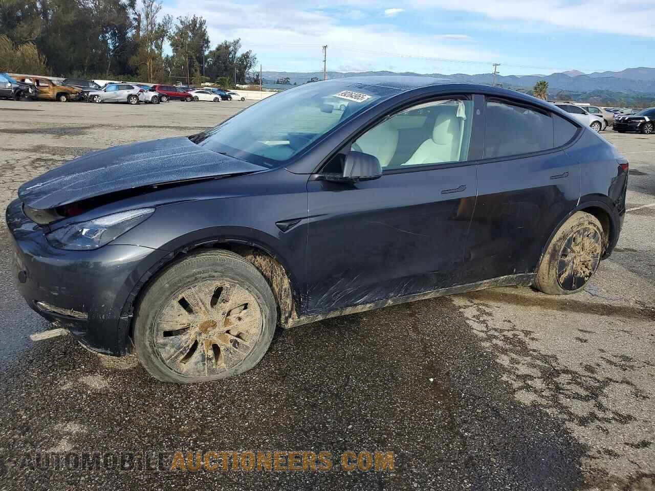 7SAYGDED0RF177408 TESLA MODEL Y 2024