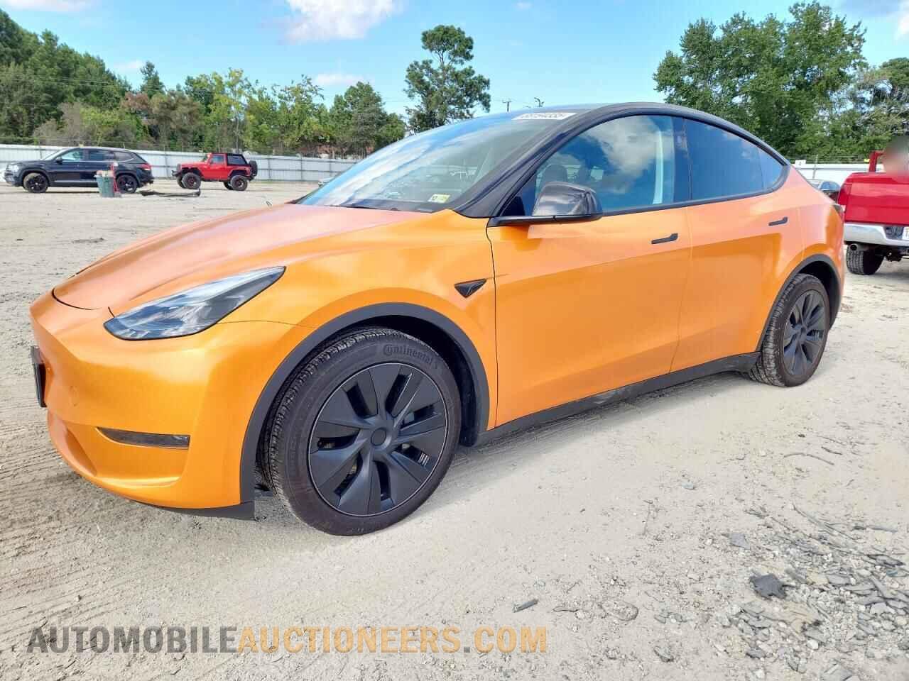 7SAYGDED0SF256406 TESLA MODEL Y 2025
