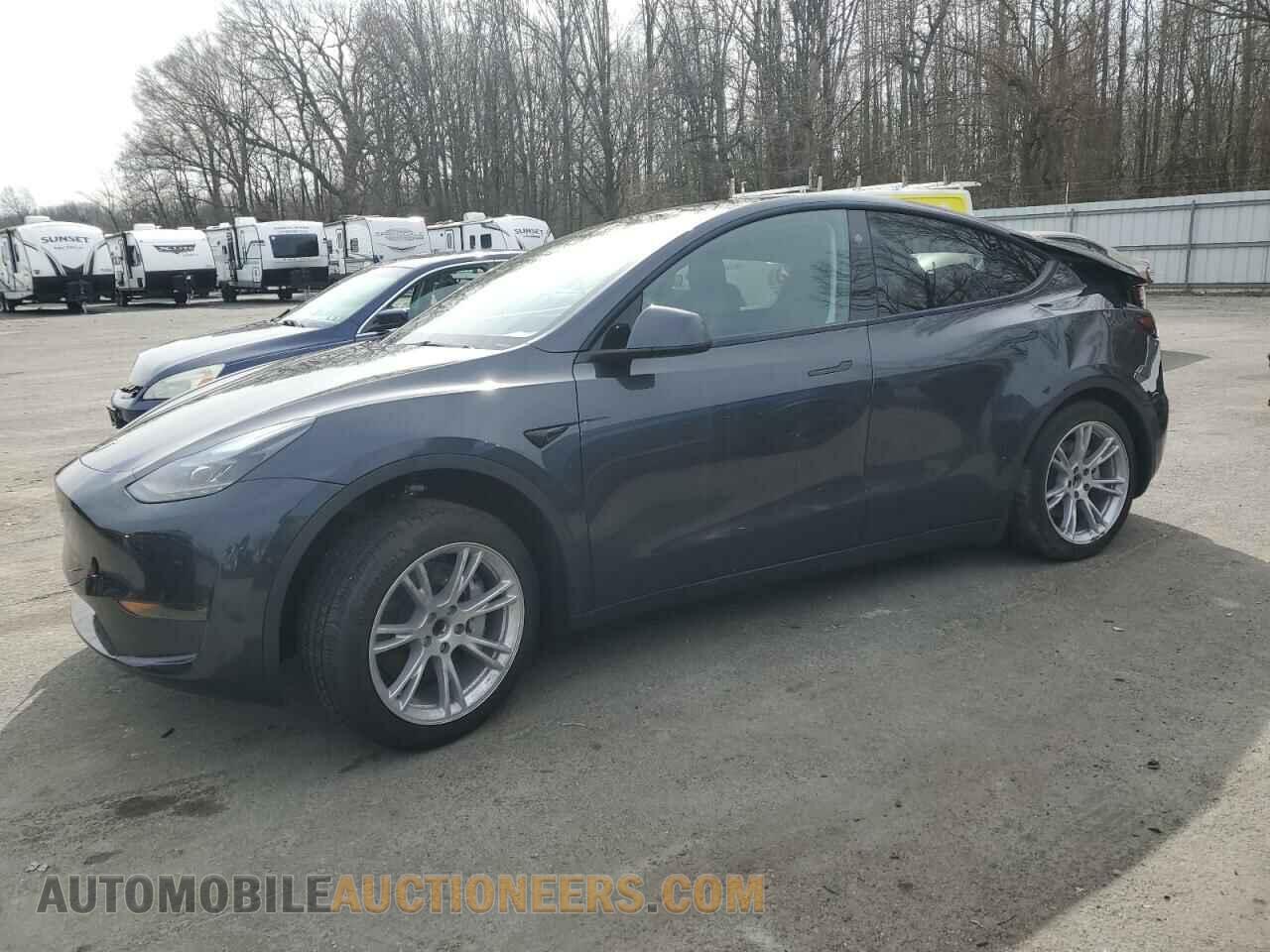 7SAYGDED1RF003640 TESLA MODEL Y 2024