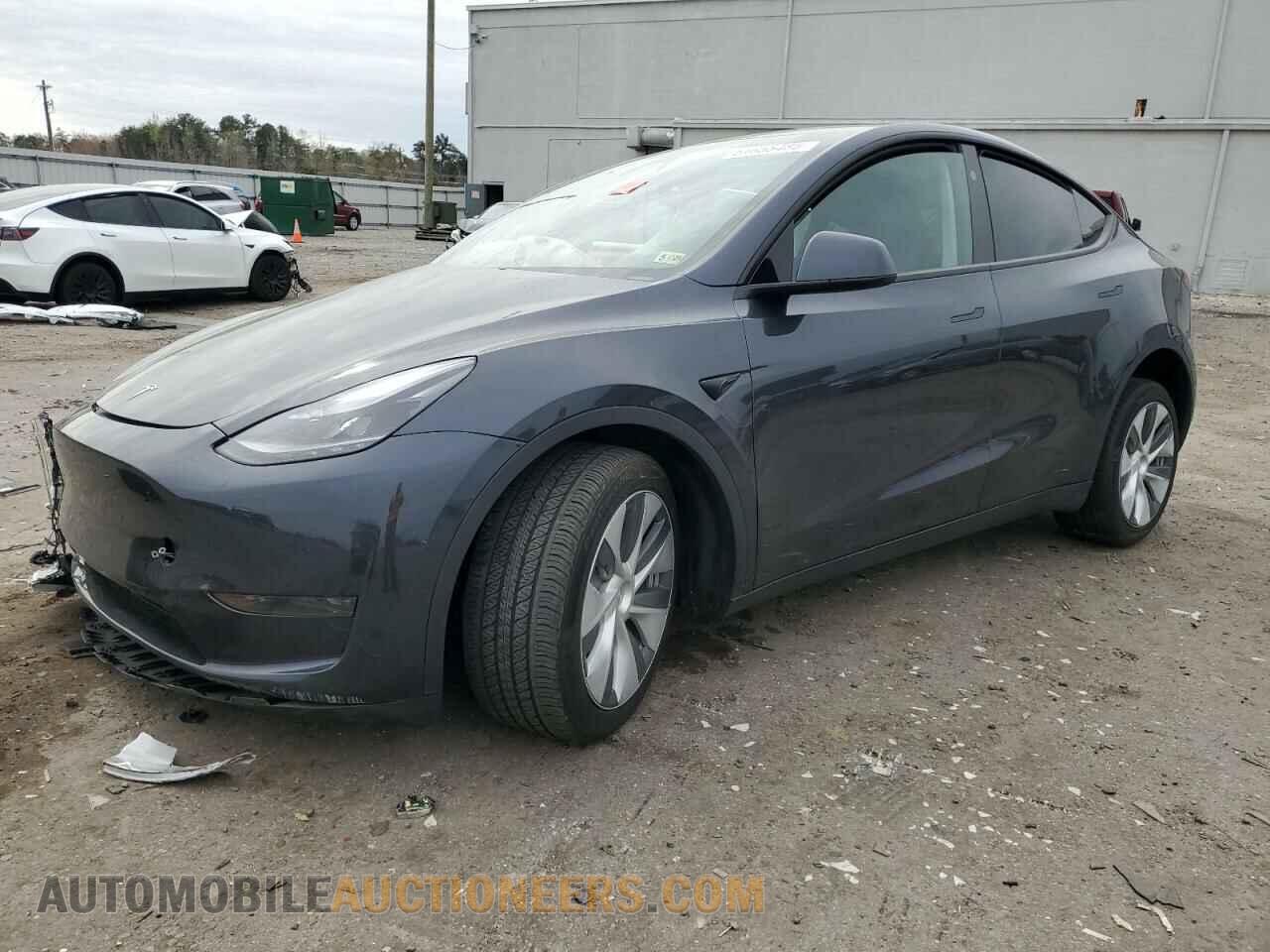 7SAYGDED1RF092027 TESLA MODEL Y 2024