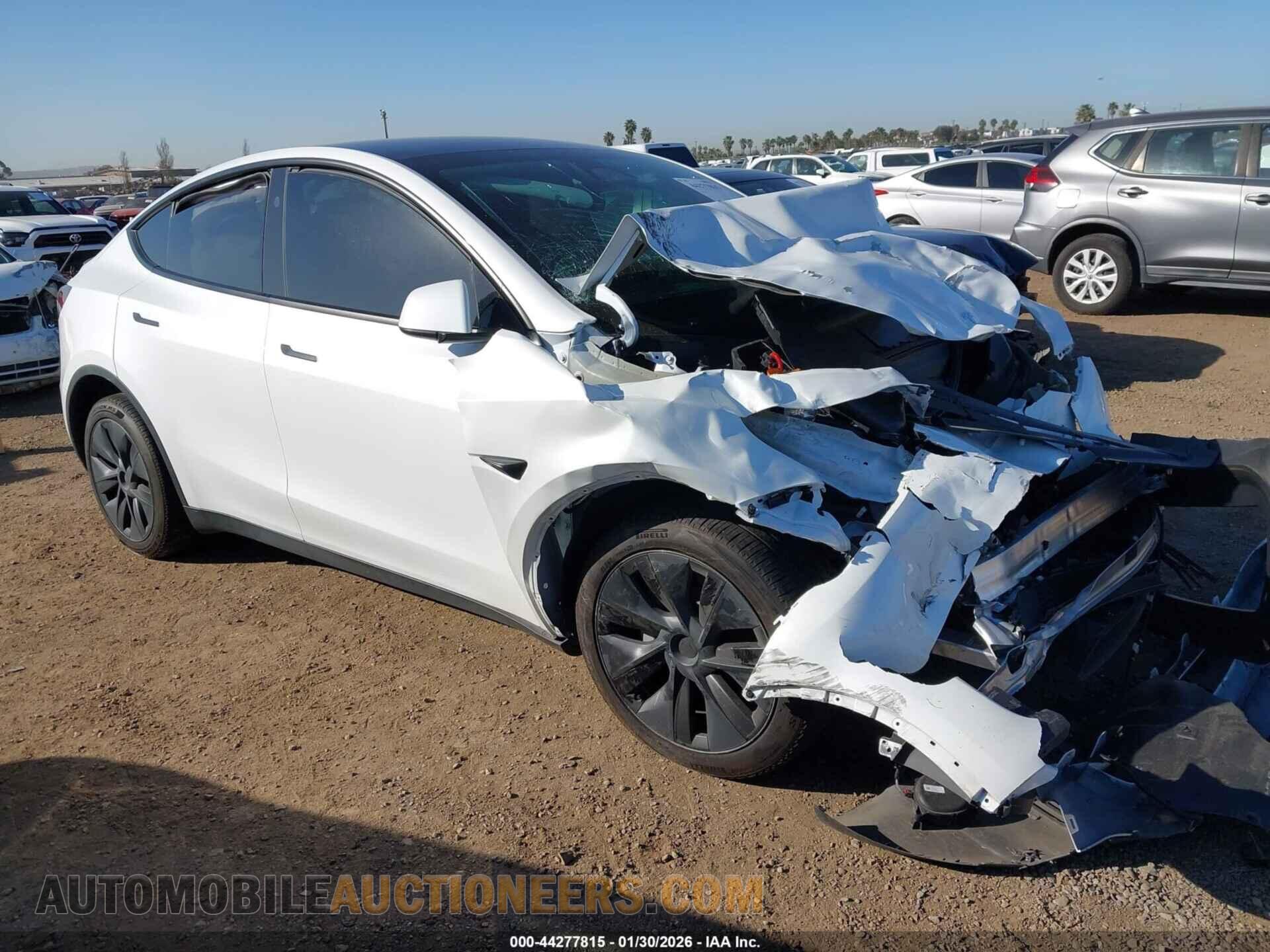 7SAYGDED1RF193049 TESLA MODEL Y 2024