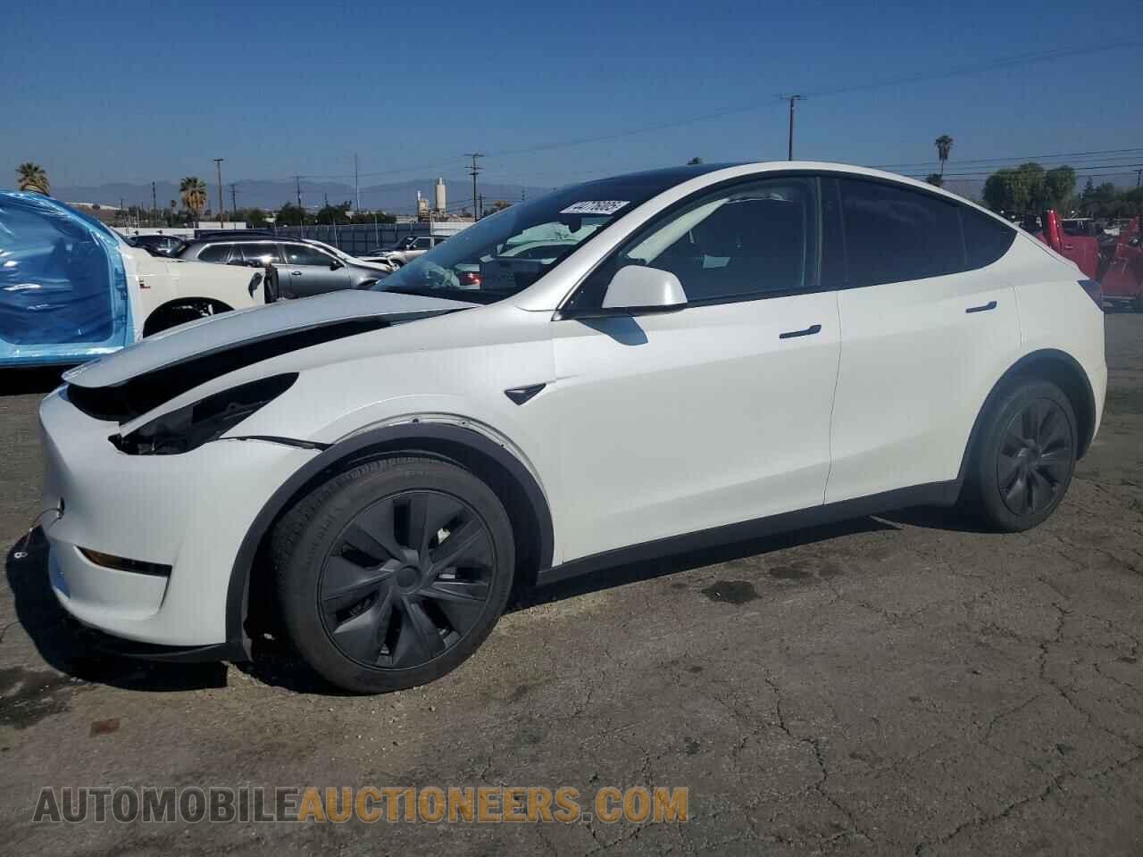 7SAYGDED1RF212974 TESLA MODEL Y 2024
