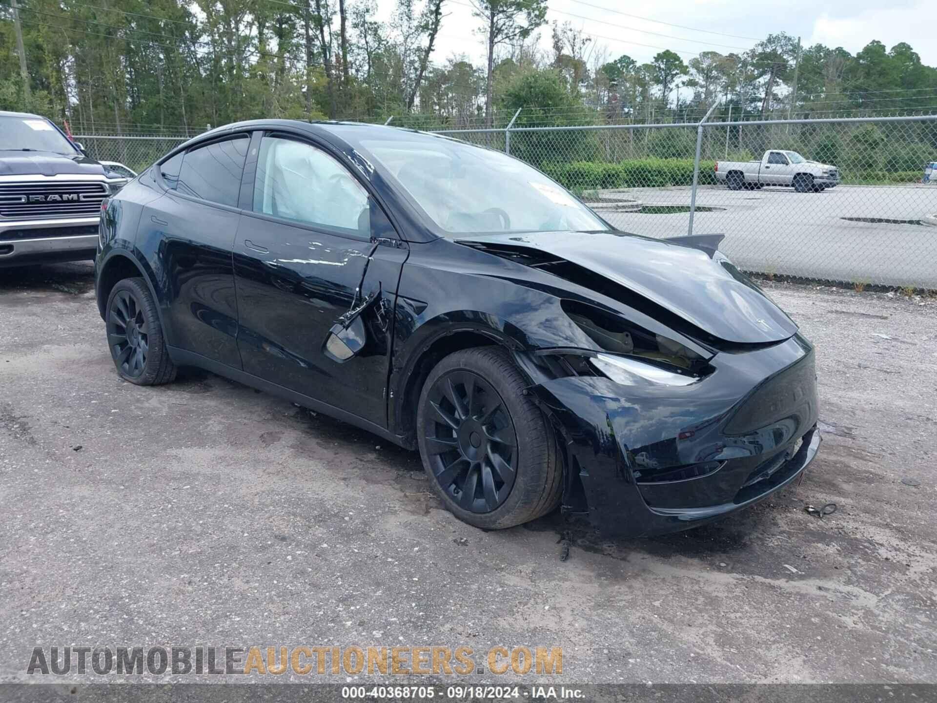 7SAYGDED2RF023959 TESLA MODEL Y 2024