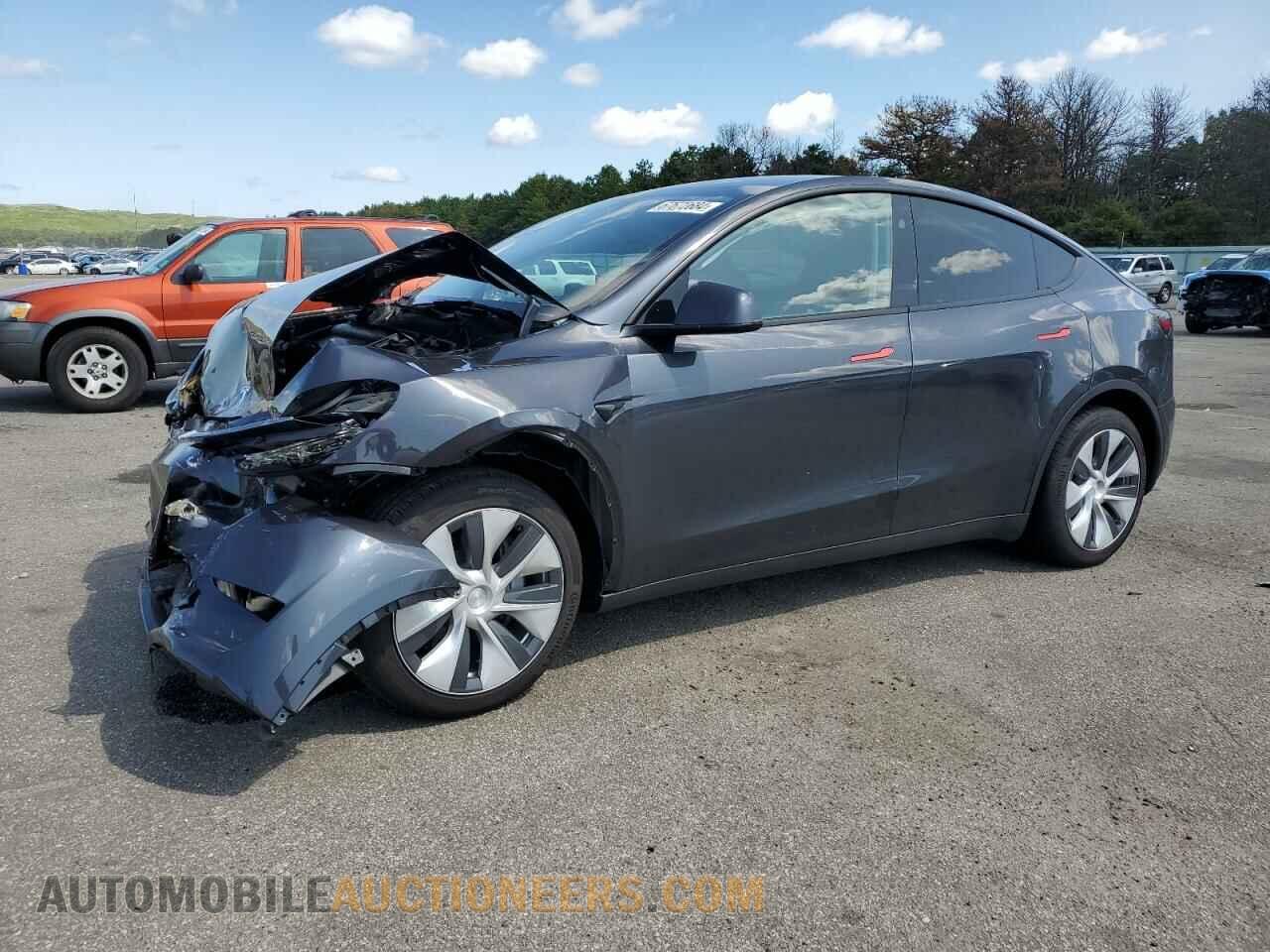 7SAYGDED2RF035965 TESLA MODEL Y 2024