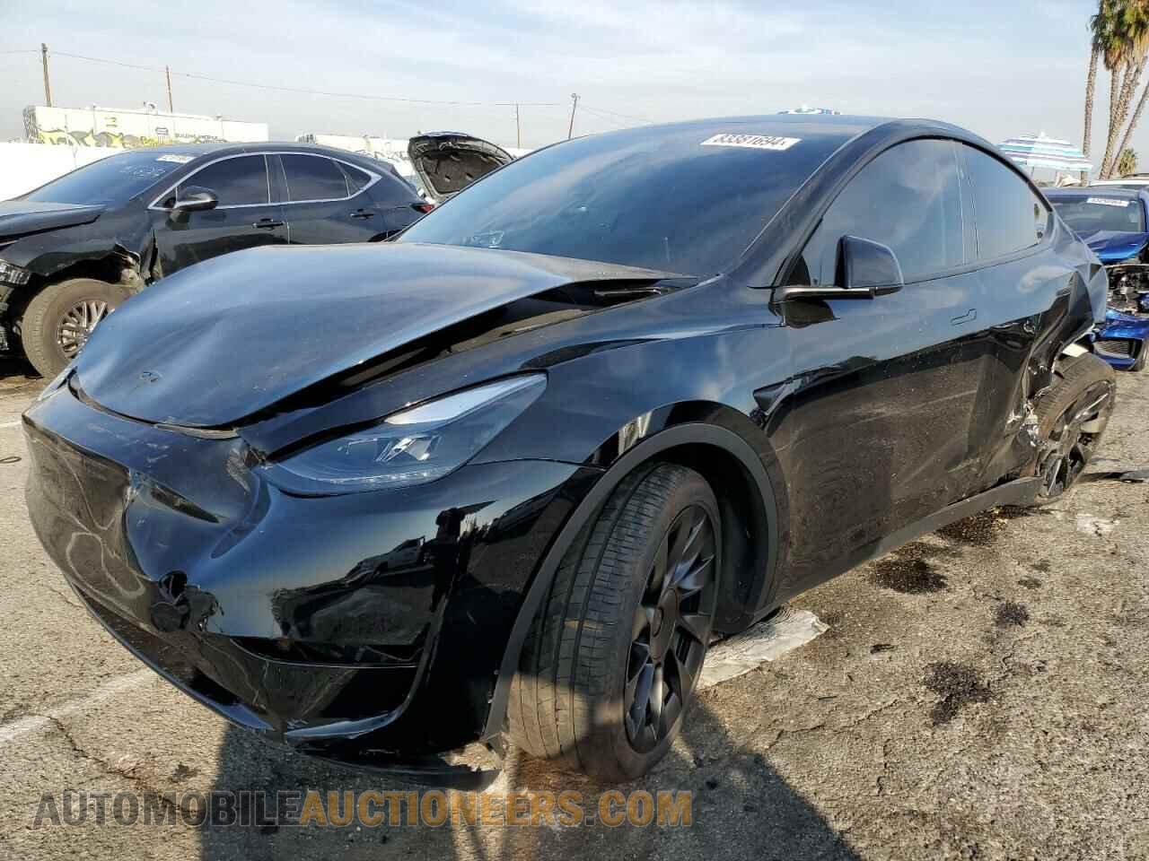 7SAYGDED2RF045993 TESLA MODEL Y 2024
