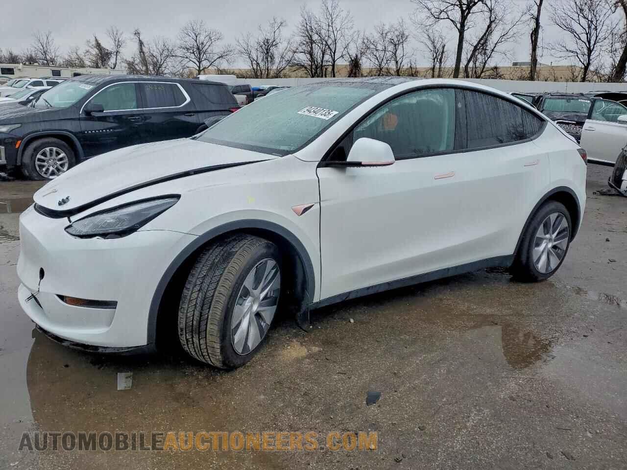 7SAYGDED2RF047209 TESLA MODEL Y 2024