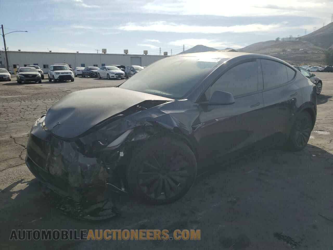 7SAYGDED2RF056105 TESLA MODEL Y 2024