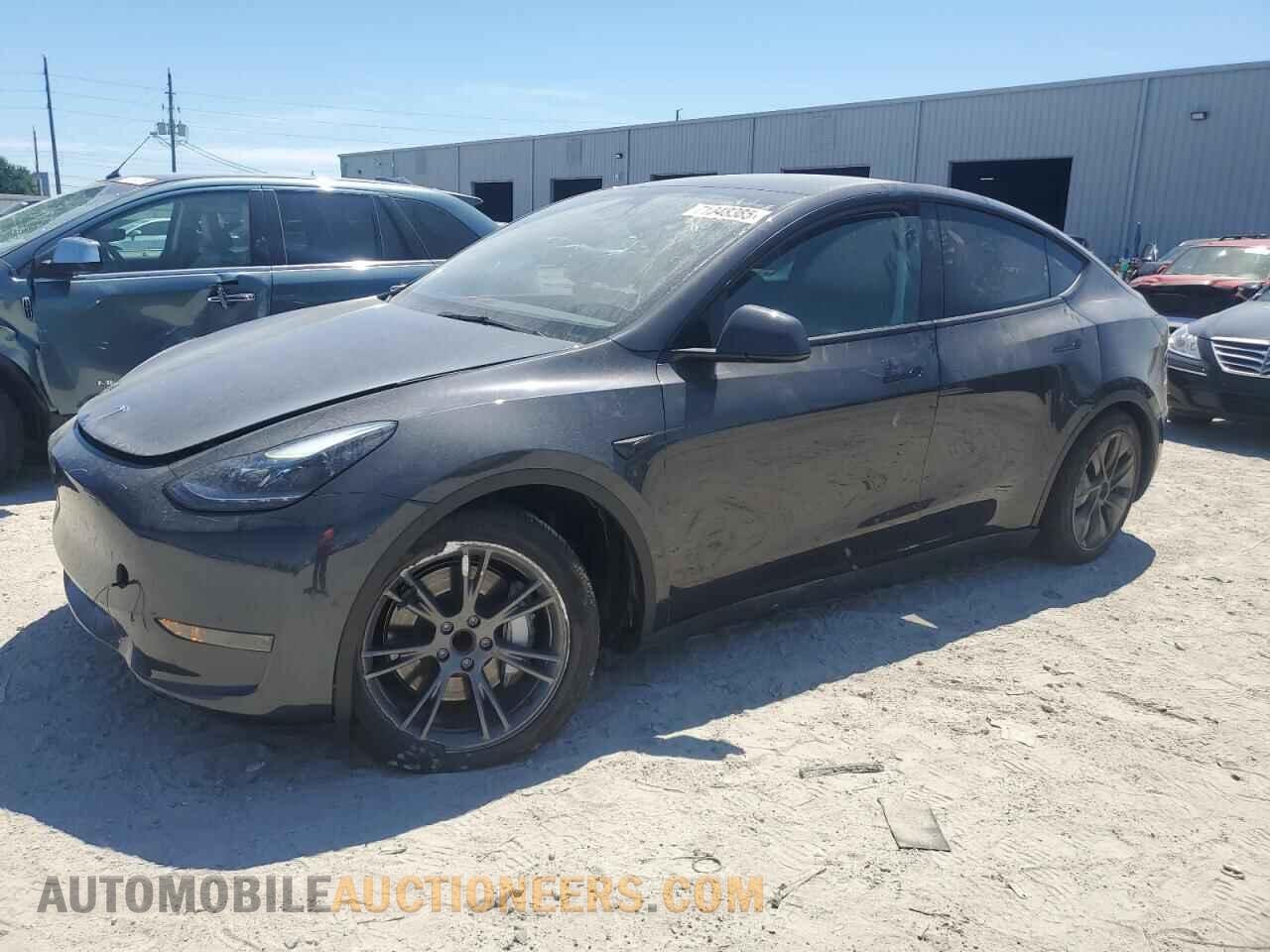 7SAYGDED2RF164191 TESLA MODEL Y 2024