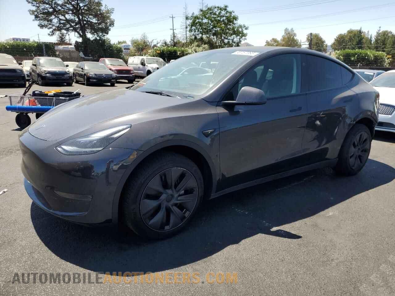 7SAYGDED2RF186191 TESLA MODEL Y 2024