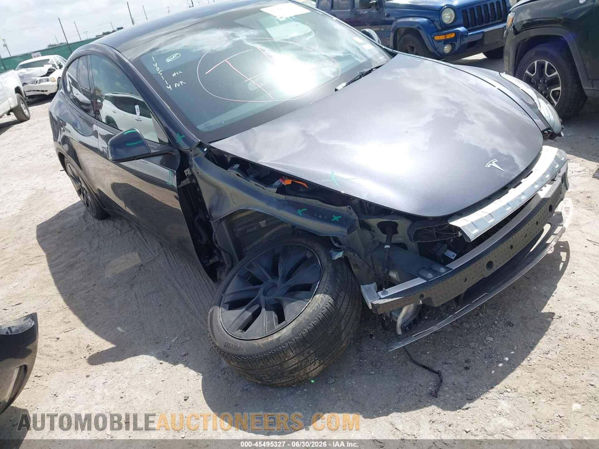 7SAYGDED2SA354866 TESLA MODEL Y 2025