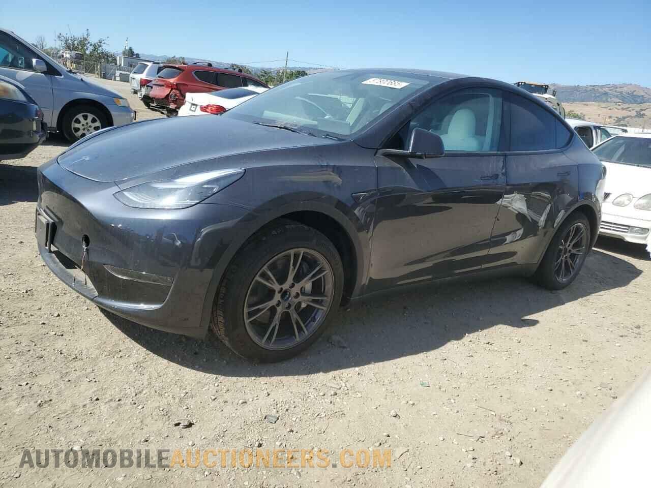 7SAYGDED2SF319036 TESLA MODEL Y 2025