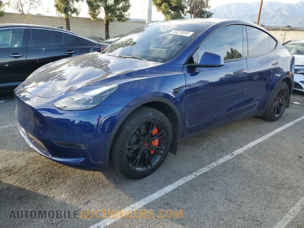 7SAYGDED3RF041256 TESLA MODEL Y 2024