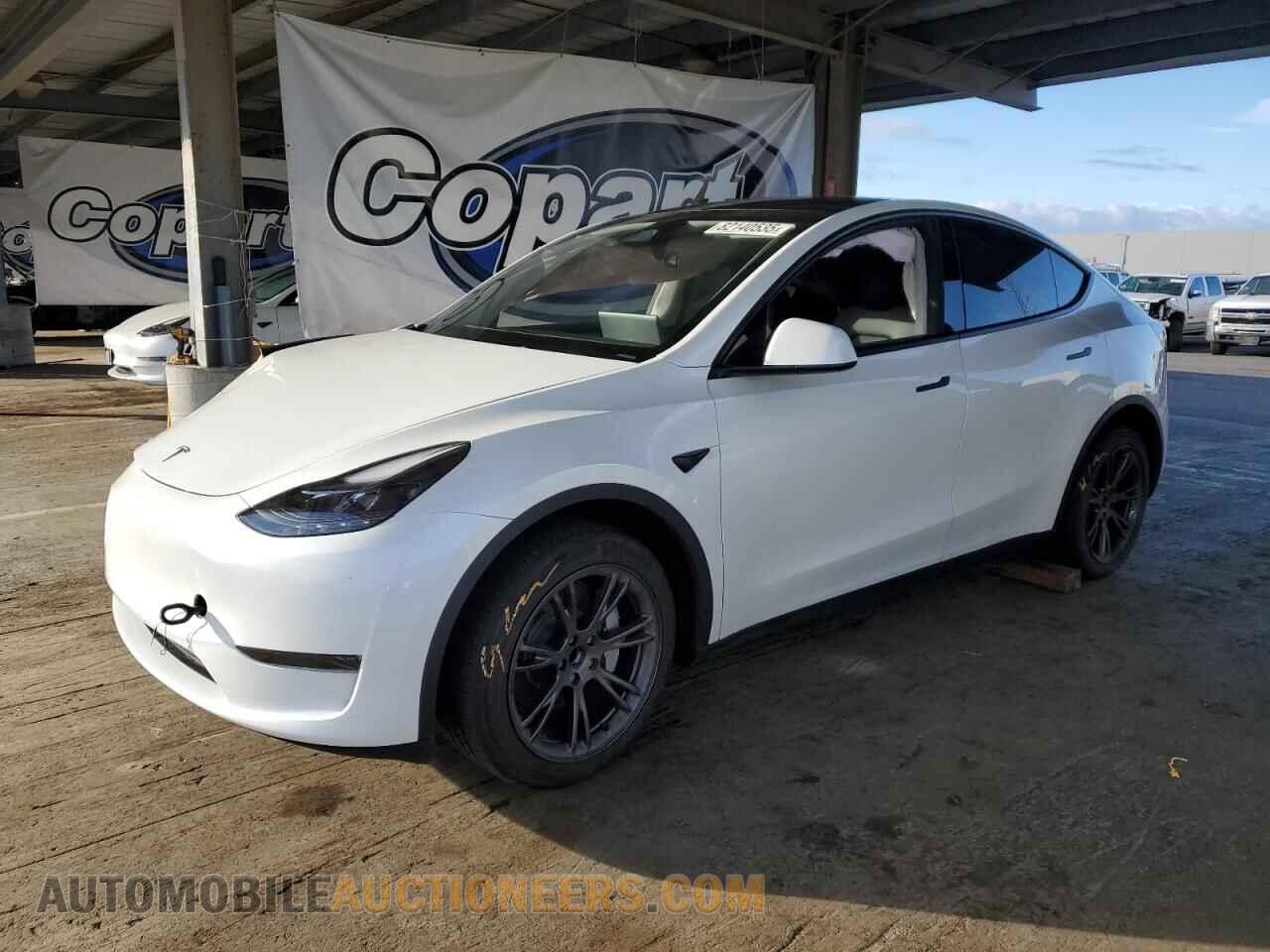 7SAYGDED3RF111452 TESLA MODEL Y 2024