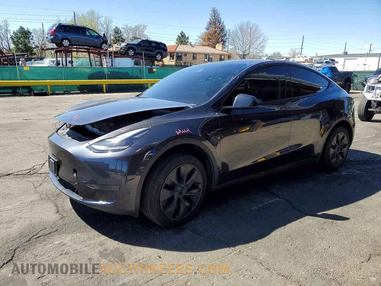 7SAYGDED3RF202981 TESLA MODEL Y 2024