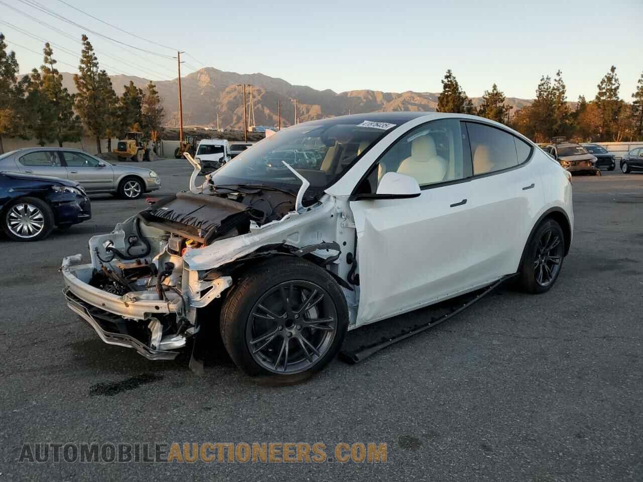 7SAYGDED3SF222525 TESLA MODEL Y 2025