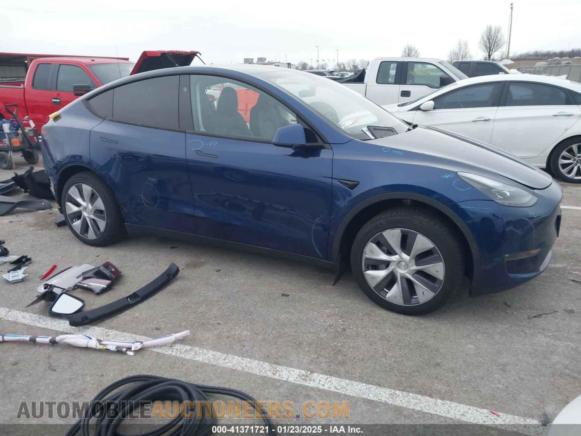 7SAYGDED4PF956047 TESLA MODEL Y 2023