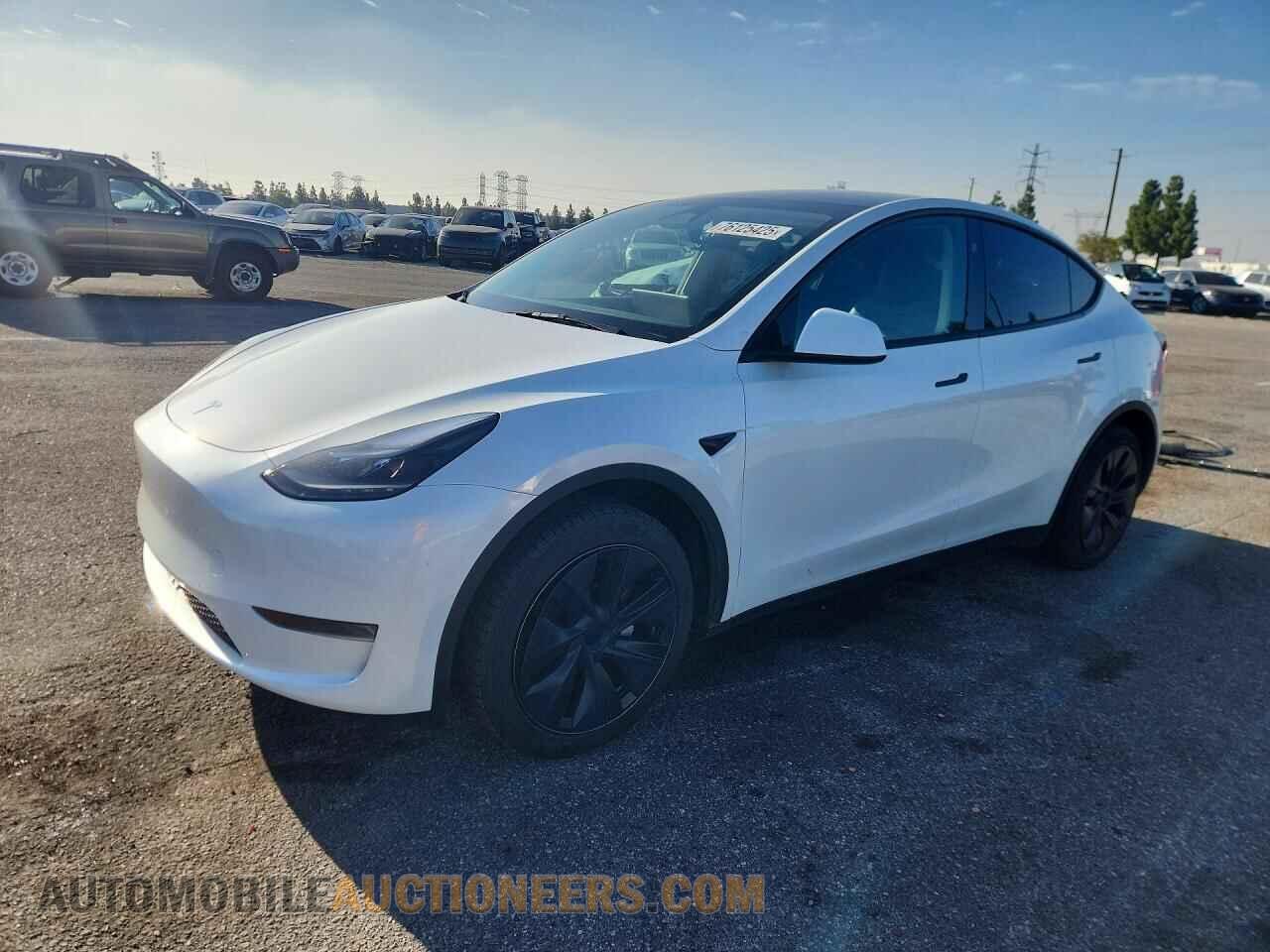 7SAYGDED4RF106230 TESLA MODEL Y 2024