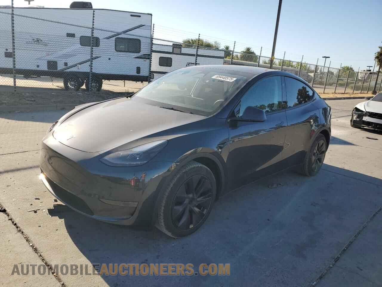7SAYGDED4RF123352 TESLA MODEL Y 2024