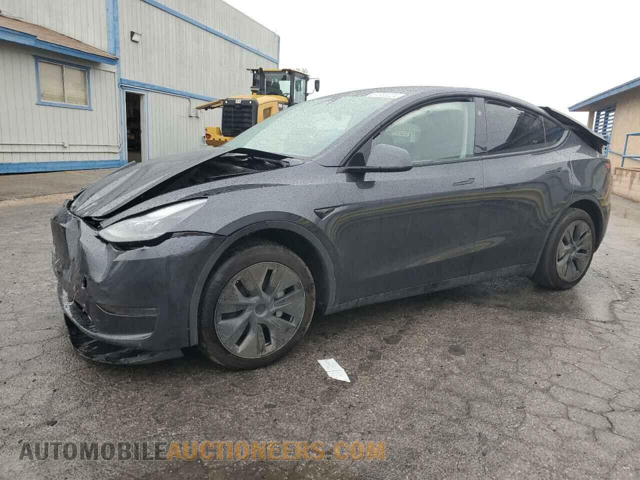 7SAYGDED4RF125330 TESLA MODEL Y 2024