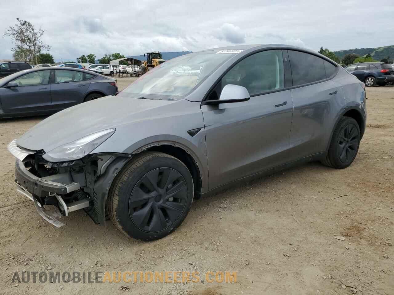 7SAYGDED4RF202987 TESLA MODEL Y 2024