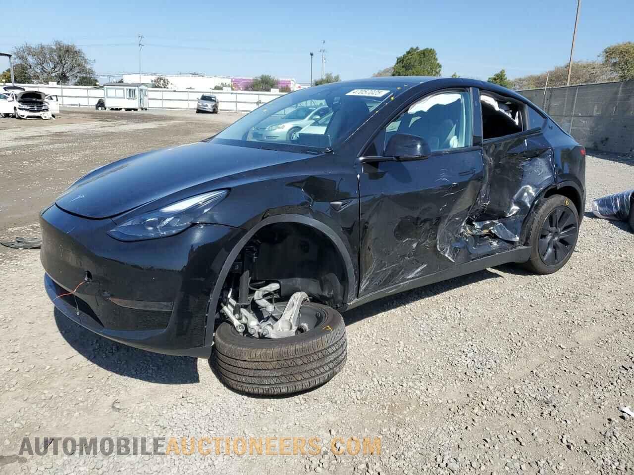 7SAYGDED4RF212399 TESLA MODEL Y 2024