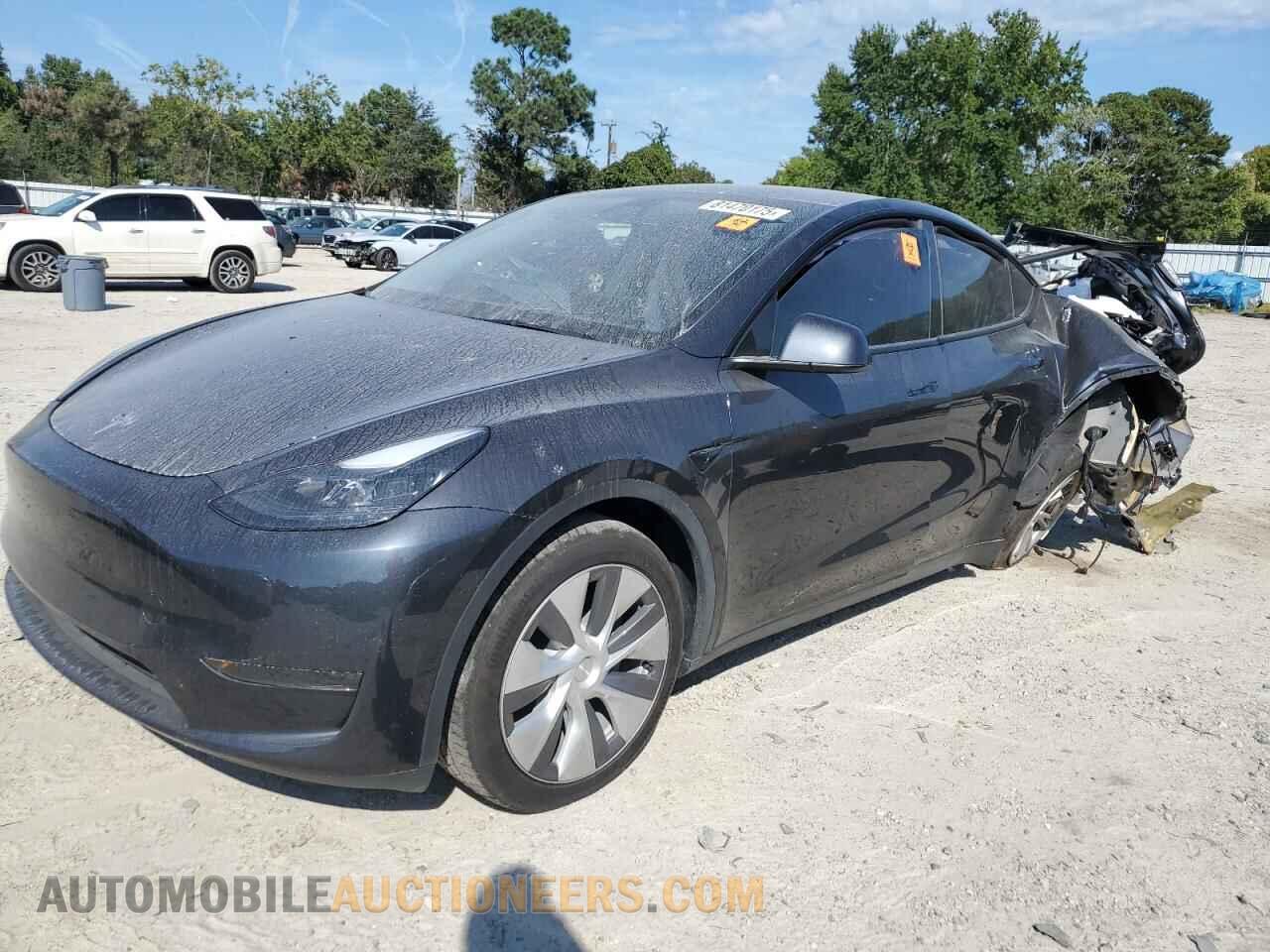 7SAYGDED5RF092368 TESLA MODEL Y 2024