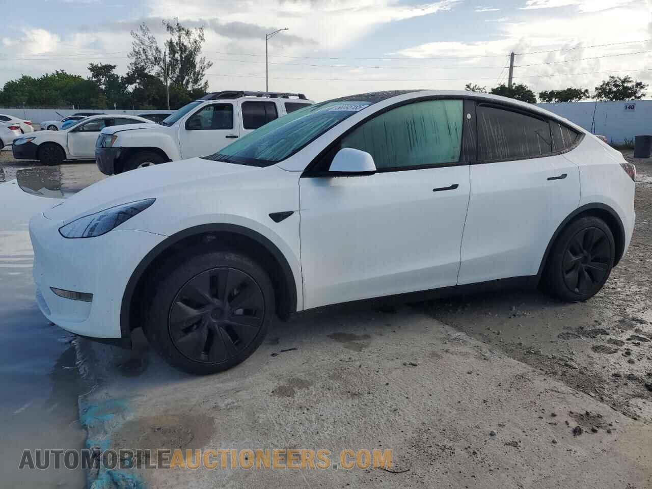 7SAYGDED5RF130455 TESLA MODEL Y 2024