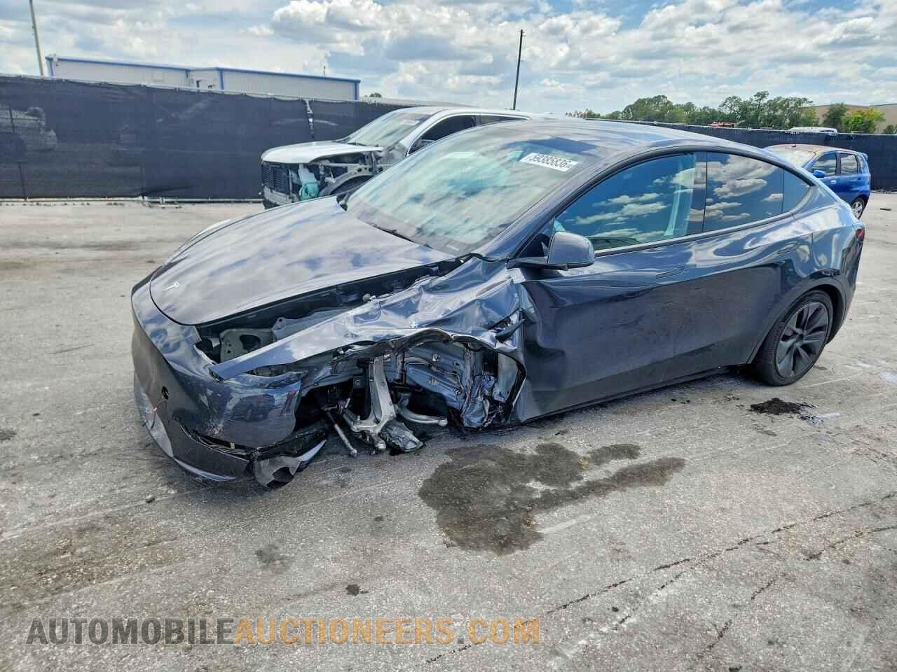 7SAYGDED5RF161043 TESLA MODEL Y 2024