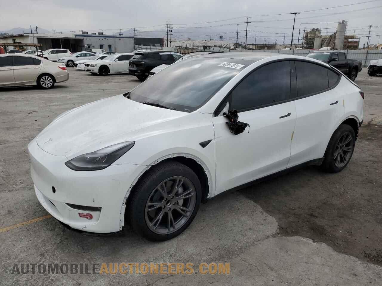7SAYGDED6RF101045 TESLA MODEL Y 2024