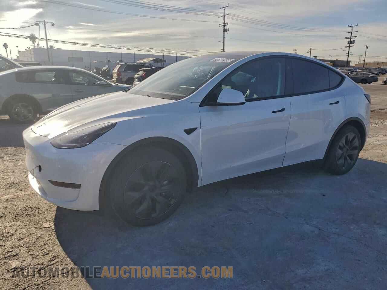 7SAYGDED6RF167532 TESLA MODEL Y 2024