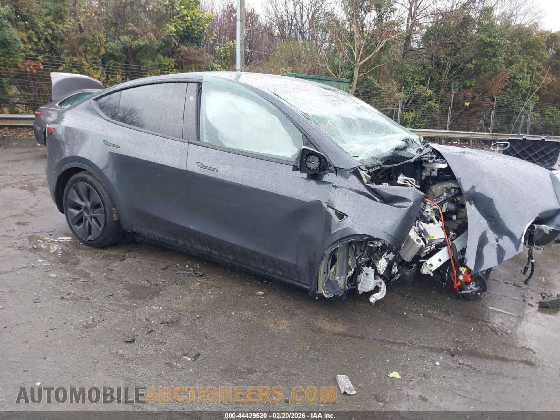 7SAYGDED6SA374635 TESLA MODEL Y 2025