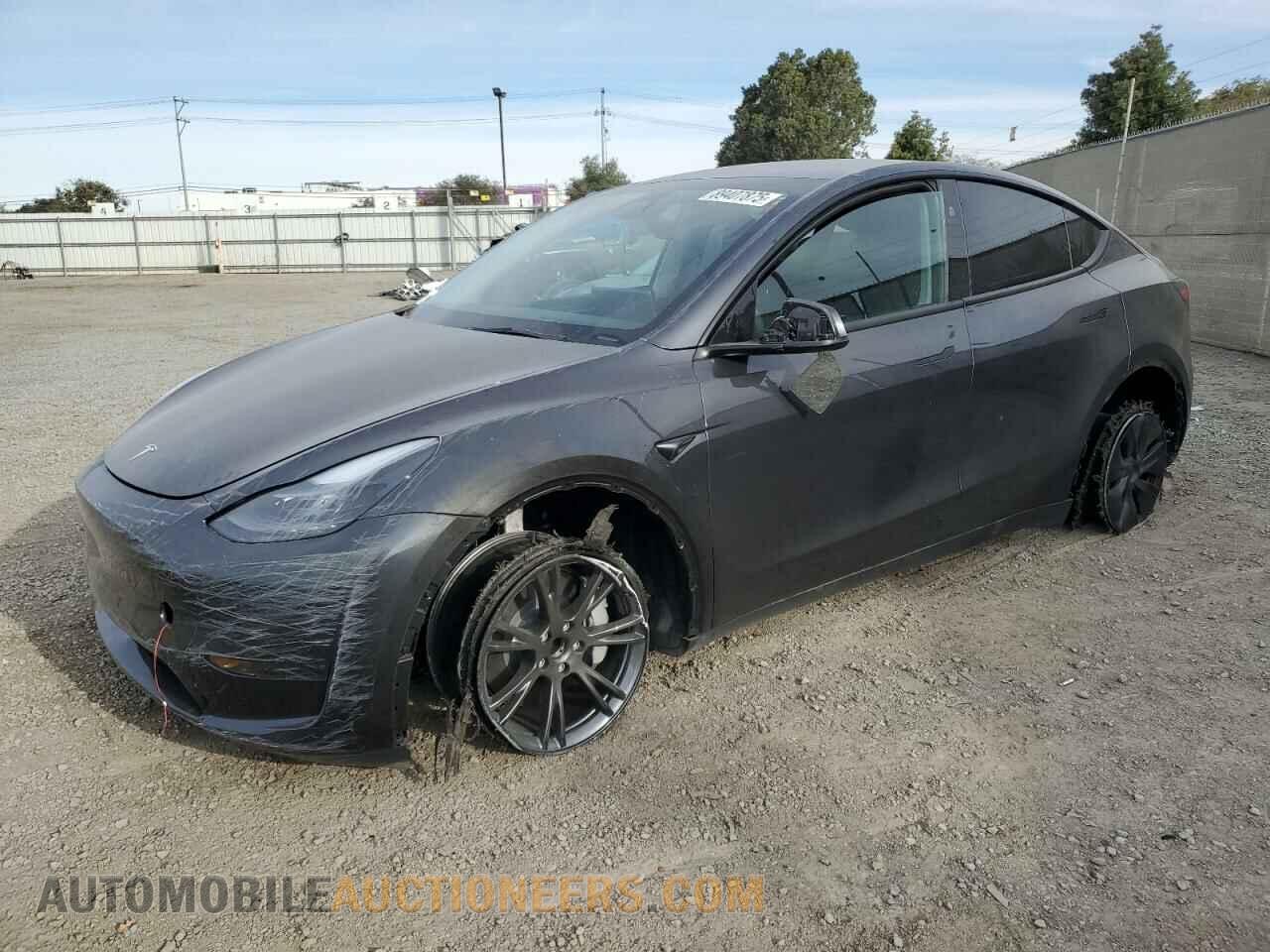 7SAYGDED7RF114483 TESLA MODEL Y 2024